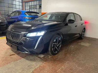 Usata Peugeot 308 Allure+ 131 CV (96 kW) 2024 Nero Berlina