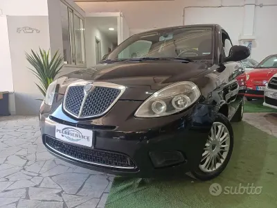 Usata Lancia Ypsilon 69 CV (50 kW) 2011 Nero Utilitaria