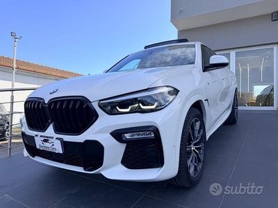 Usado BMW X6 M Sport 265 HP (194 kW) 2021 Branco SUV