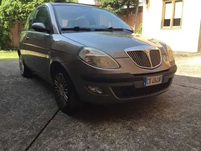Usata Lancia Ypsilon 69 CV (50 kW) 2005 Other Utilitaria