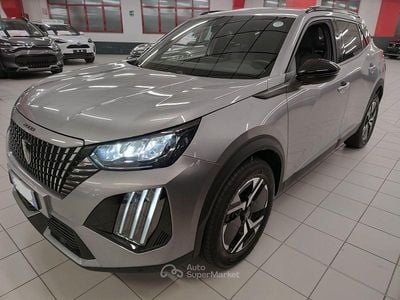Käytetty Peugeot 2008 Allure 131 HP (96 kW) 2025 Harmaa Katumaasturi