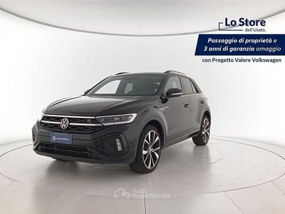 Usata VW T-Roc R-line 110 CV (80 kW) 2022 Deep black perlato SUV