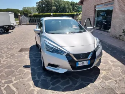 Usata Nissan Micra Acenta 92 CV (67 kW) 2021 Grigio Utilitaria