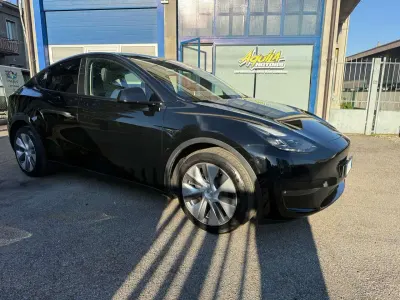 Usata Tesla Model Y 152 kW (208 CV) 2023 Other SUV