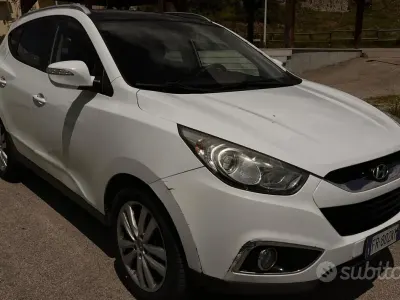 Usata Hyundai ix35 Style 116 CV (85 kW) 2012 Bianco SUV