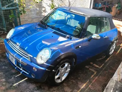 Usata Mini Cooper Cabriolet 116 CV (85 kW) 2006 Blu Cabrio