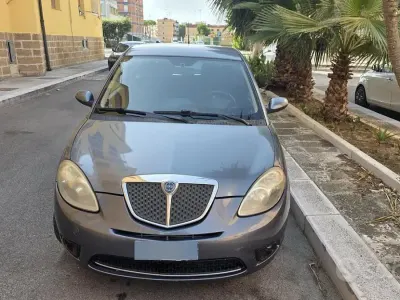 Usata Lancia Ypsilon 75 CV (55 kW) 2009 Utilitaria