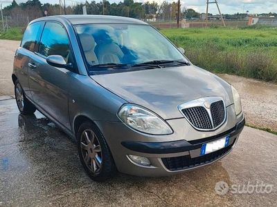 Usata Lancia Ypsilon 2004 Grigio Utilitaria