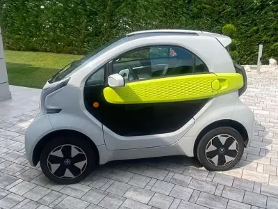 Usata XEV Yoyo 14 kW (20 CV) 2024 Argento Utilitaria