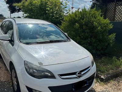 Usata Opel Astra 2014 Bianco Station wagon