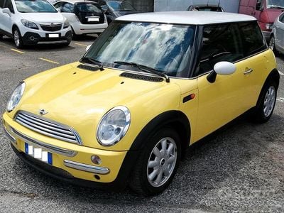 Usata Mini Cooper Coupé 116 CV (85 kW) 2004 Giallo Coupé