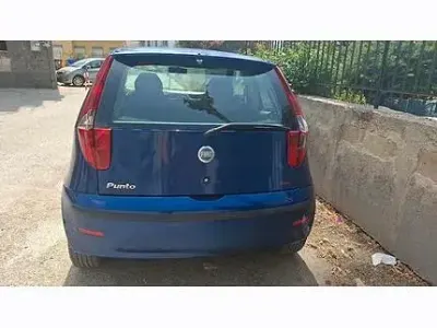 Usata Fiat Punto 80 CV (58 kW) 2007 Bluazzurro Utilitaria
