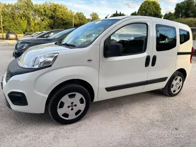Usata Fiat Qubo Easy 70 CV (51 kW) 2018 Bianco Monovolume