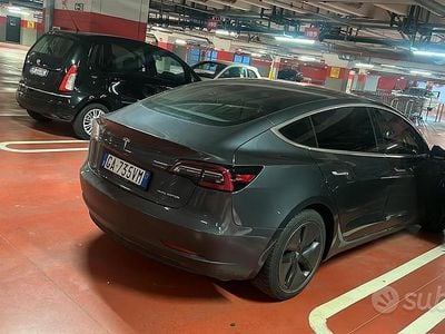 Usata Tesla Model 3 Long Range AWD 366 kW (498 CV) 2020 Grigio Berlina