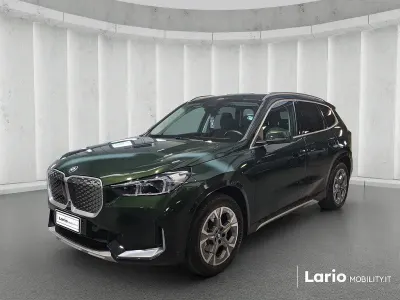 Usata BMW iX1 xLine 149 kW (203 CV) 2024 Verde SUV