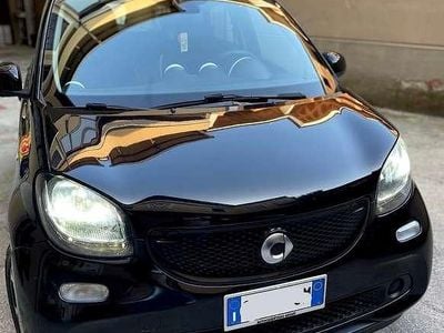 Usata Smart ForFour Passion 71 CV (52 kW) 2015 Nero Utilitaria