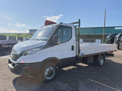 Usata Iveco Daily 140 CV (102 kW) 2023 Bianco Furgone