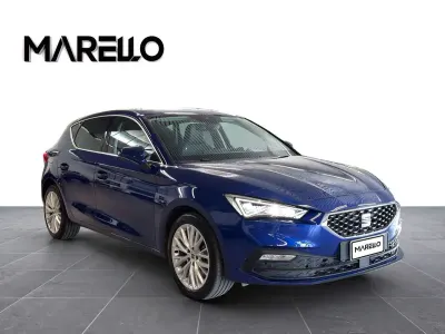 Usata Seat Leon XCELLENCE 116 CV (85 kW) 2020 Blu Berlina