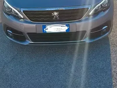 Usata Peugeot 308 SW 102 CV (75 kW) 2018 Grigio Station wagon