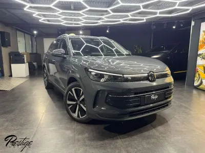 Gebraucht VW Tiguan Edition 131 PS (96 kW) 2024 Grau SUV
