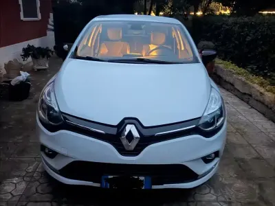 Usata Renault Clio IV 75 CV (55 kW) 2018 Bianco Berlina