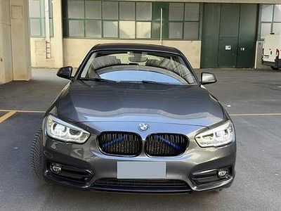 Usata BMW 118 150 CV (110 kW) 2017 Grigio Utilitaria