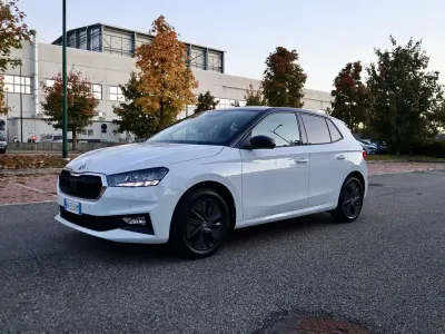 Usata Skoda Fabia 95 CV (69 kW) 2025 Bianco Utilitaria