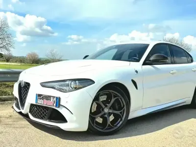 Usata Alfa Romeo Giulia Quadrifoglio 510 CV (375 kW) 2016 Bianco Berlina