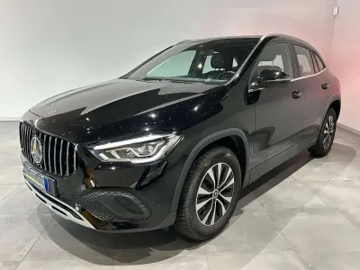 Usata Mercedes GLA200 Executive 150 CV (110 kW) 2022 Nero SUV