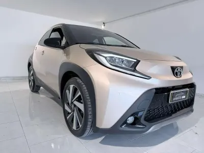 Usata Toyota Aygo X Lounge 72 CV (52 kW) 2023 Other SUV