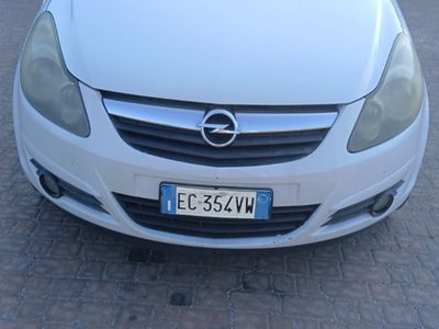 Usata Opel Corsa 86 CV (63 kW) 2012 Bianco Coupé