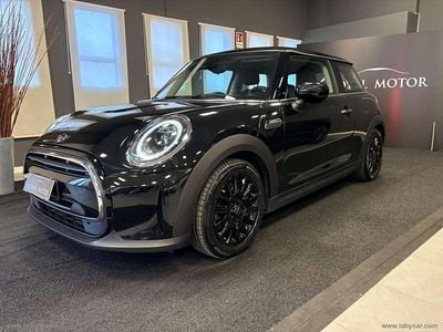 Usata Mini ONE 102 CV (75 kW) 2021 Nero Utilitaria