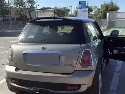 Usata Mini Cooper D 109 CV (80 kW) 2007 Grigio Utilitaria