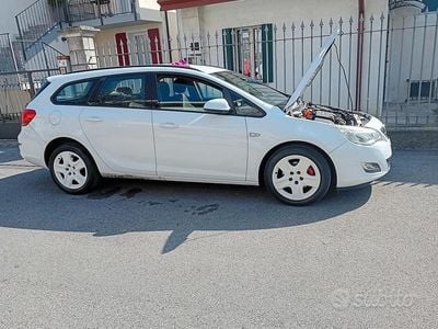 Usata Opel Astra 2011 Utilitaria
