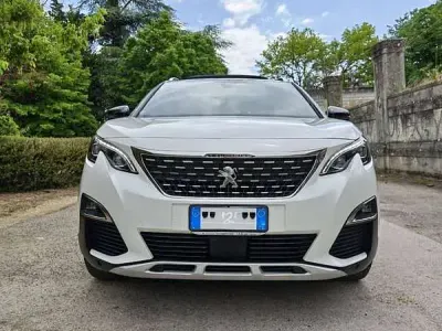 Usata Peugeot 3008 GT-line 131 CV (96 kW) 2020 Bianco SUV