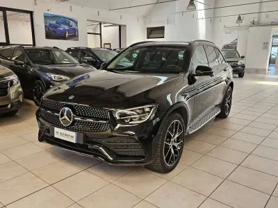 Usata Mercedes GLC300 Premium Plus 245 CV (180 kW) 2022 Nero SUV