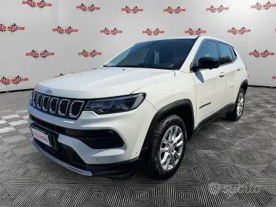 Usata Jeep Compass Altitude 131 CV (96 kW) 2024 Bianco SUV