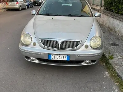 Usata Lancia Lybra