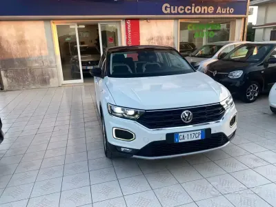 Usata VW T-Roc Advance 116 CV (85 kW) 2020 Bianco SUV