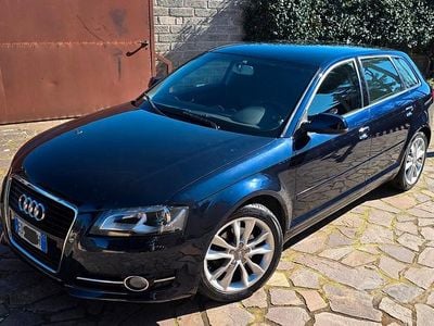 Usata Audi A3 140 CV (102 kW) 2010 Blu Utilitaria