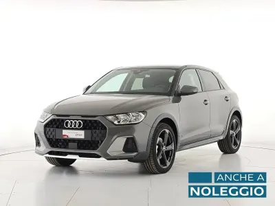 Usata Audi A1 Business 116 CV (85 kW) 2025 Grigio SUV