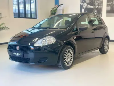Usata Fiat Punto Evo Dynamic 69 CV (50 kW) 2013 Nero Utilitaria