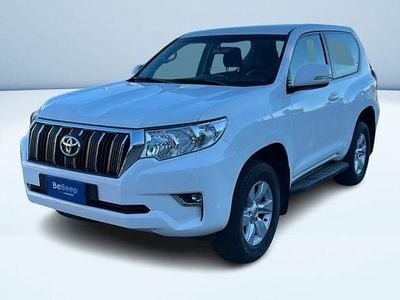 Usata Toyota Land Cruiser Active 204 CV (150 kW) 2021 Bianco pastello Pick-up
