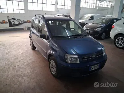 Usata Fiat Panda 55 CV (40 kW) 2005 Blu Utilitaria