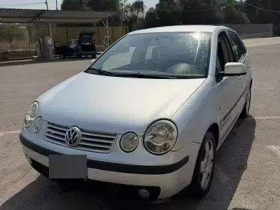 Usata VW Polo 64 CV (47 kW) 2002 Grigio Utilitaria