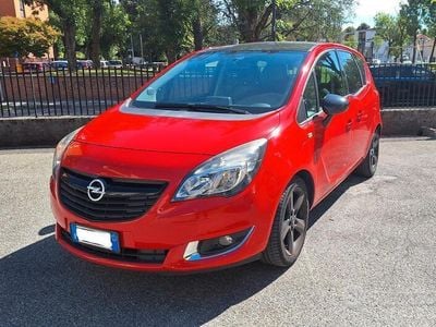 Usata Opel Meriva Design Edition 101 CV (74 kW) 2015 Rosso Monovolume