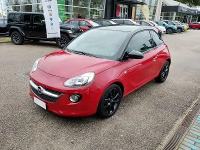 Usata Opel Adam Glam 87 CV (63 kW) 2016 Rosso Utilitaria