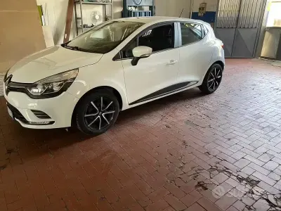Usata Renault Clio IV 90 CV (66 kW) 2018 Berlina