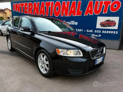 Usata Volvo V50 R-Design 115 CV (84 kW) 2012 Nero Station wagon