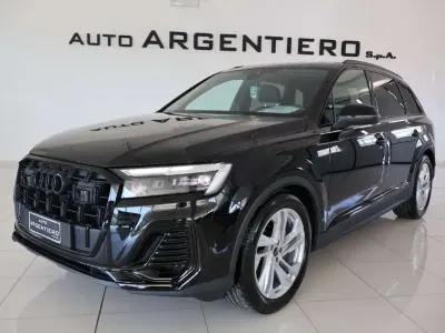 Usata Audi Q7 Ambiente 231 CV (169 kW) 2025 Nero mito met SUV